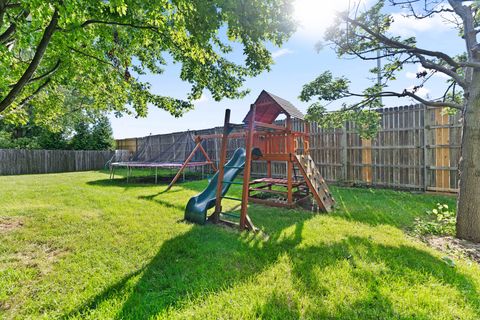 Tiny photo for 560 Renee Court, Geneva, IL 60134 (MLS # 12451762)