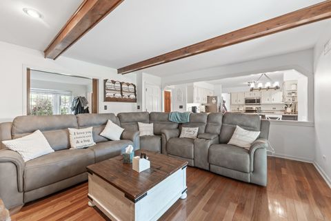 Tiny photo for 560 Renee Court, Geneva, IL 60134 (MLS # 12451762)