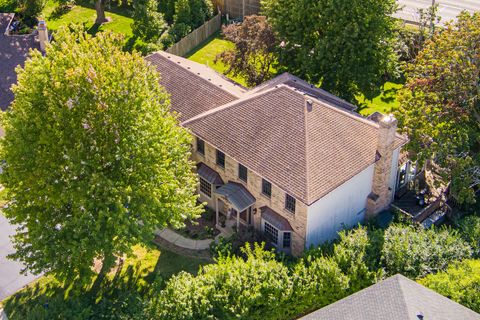Tiny photo for 560 Renee Court, Geneva, IL 60134 (MLS # 12451762)