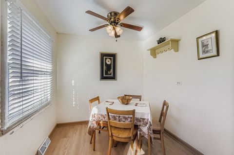 Tiny photo for 250 N Fairlawn Avenue, Mundelein, IL 60060 (MLS # 12510538)