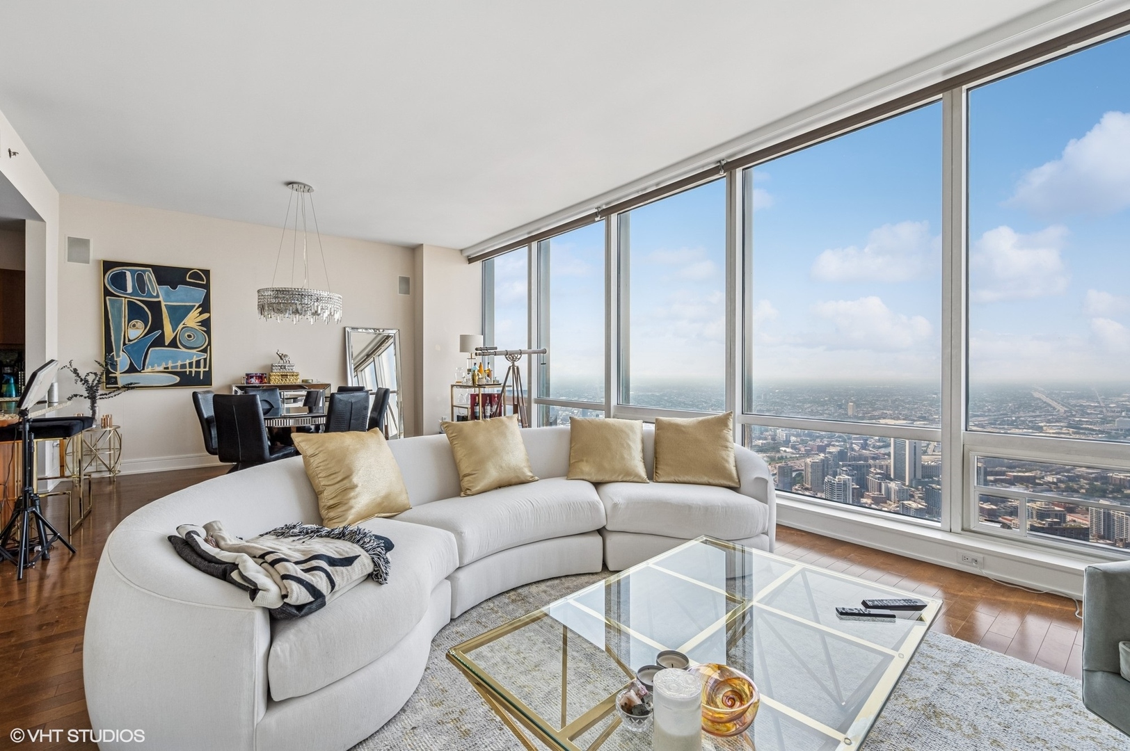 401 N Wabash Avenue 77B