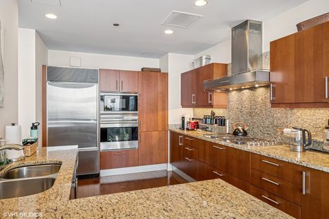 Tiny photo for 401 N Wabash Avenue #77B, Chicago, IL 60611 (MLS # 12577103)