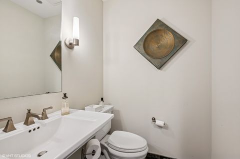 Tiny photo for 401 N Wabash Avenue #77B, Chicago, IL 60611 (MLS # 12577103)
