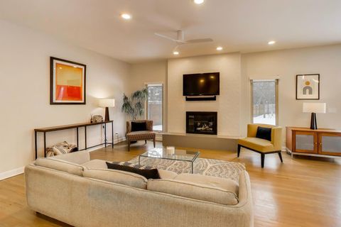 Tiny photo for 70 Spencer Court, Deerfield, IL 60015 (MLS # 12558616)