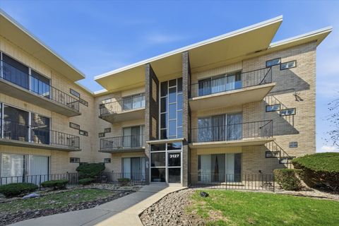 Photo of 3127 Bernice Road #5, Lansing, IL 60438 (MLS # 12611403)