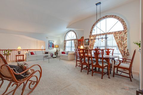 Tiny photo for 686 Grosse Pointe Circle, Vernon Hills, IL 60061 (MLS # 12527451)