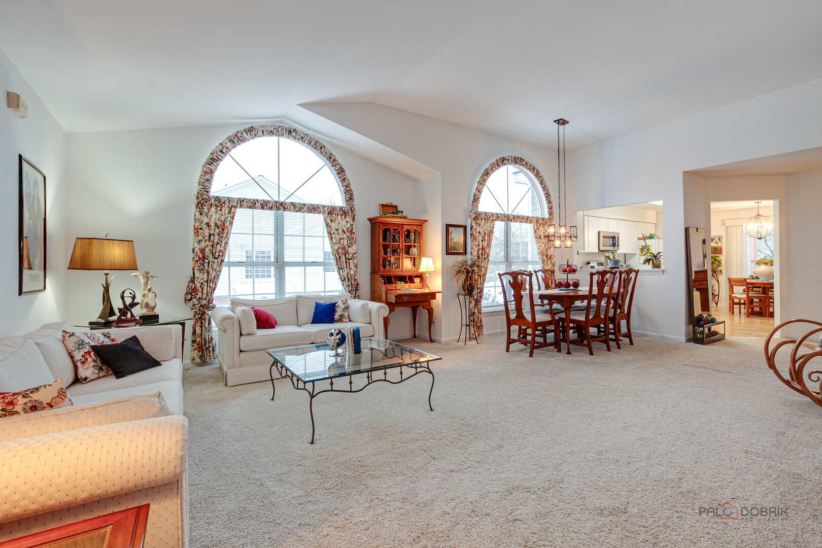 686 Grosse Pointe Circle