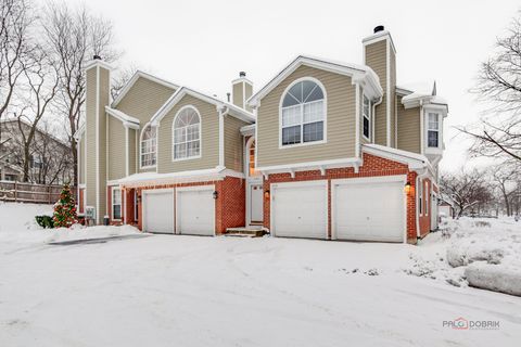 Photo of 686 Grosse Pointe Circle, Vernon Hills, IL 60061 (MLS # 12527451)
