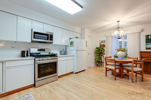 Tiny photo for 686 Grosse Pointe Circle, Vernon Hills, IL 60061 (MLS # 12527451)