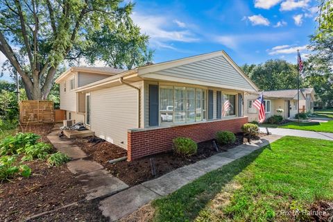 A home in Glen Ellyn