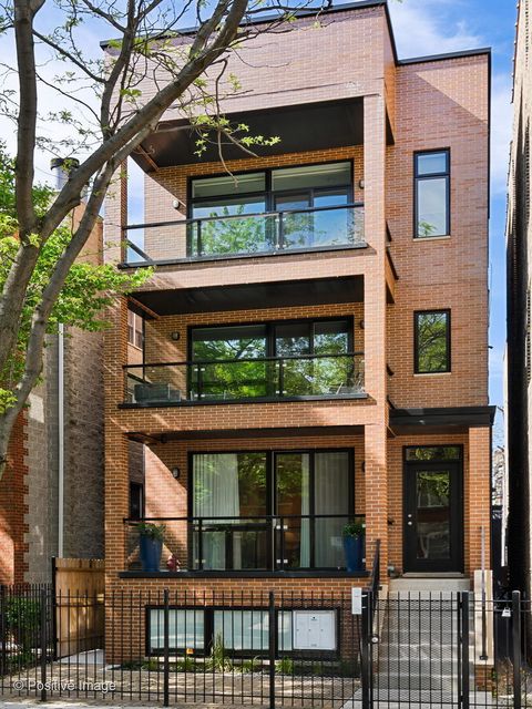 1448 W Erie Street 1 Chicago IL 60642