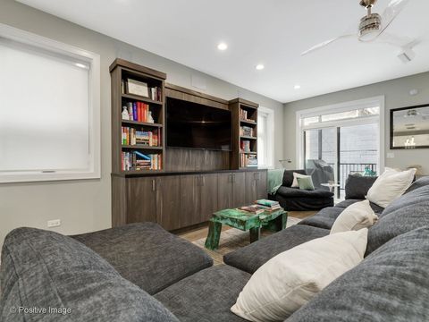 Tiny photo for 1448 W Erie Street #1, Chicago, IL 60642 (MLS # 12533142)