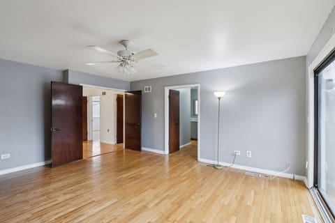 Tiny photo for 105 W Dover Drive, Mount Prospect, IL 60056 (MLS # 12722025)