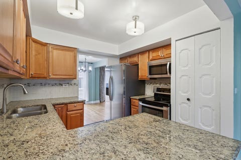 Tiny photo for 105 W Dover Drive, Mount Prospect, IL 60056 (MLS # 12722025)