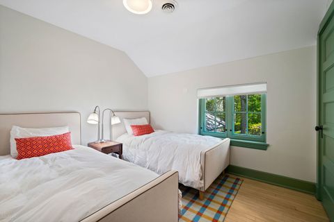 Tiny photo for 955 E Ringwood Road, Lake Forest, IL 60045 (MLS # 12645777)
