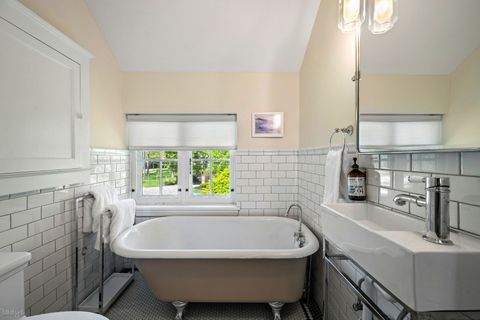 Tiny photo for 955 E Ringwood Road, Lake Forest, IL 60045 (MLS # 12645777)