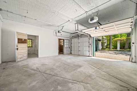 Tiny photo for 955 E Ringwood Road, Lake Forest, IL 60045 (MLS # 12645777)
