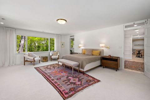 Tiny photo for 955 E Ringwood Road, Lake Forest, IL 60045 (MLS # 12645777)