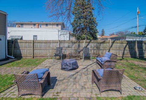 Tiny photo for 1513 Clinton Avenue, Berwyn, IL 60402 (MLS # 12540978)