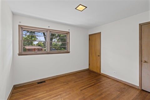 Tiny photo for 19 7th Street, Downers Grove, IL 60515 (MLS # 12727736)