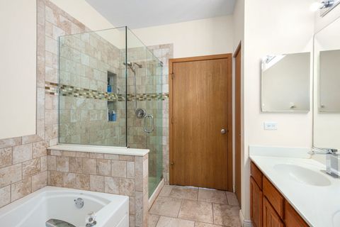 Tiny photo for 2666 Loren Court #2666, Algonquin, IL 60102 (MLS # 12568964)