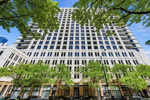 Photo of 1255 S STATE Street #708, Chicago, IL 60605 (MLS # 12667208)