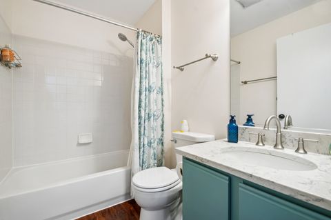 Tiny photo for 3125 Town Square Drive #405, Rolling Meadows, IL 60008 (MLS # 12623624)