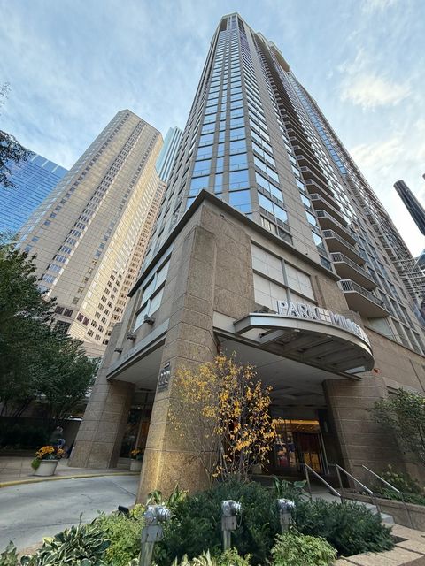 Photo of 222 N Columbus Drive #4008, Chicago, IL 60601 (MLS # 12609818)