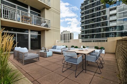 Tiny photo for 1400 S Michigan Avenue #704, Chicago, IL 60605 (MLS # 12456314)