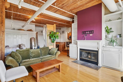 Tiny photo for 1725 W North Avenue #402, Chicago, IL 60622 (MLS # 12735341)