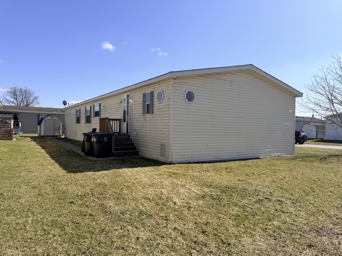 198 Blue Jay Drive