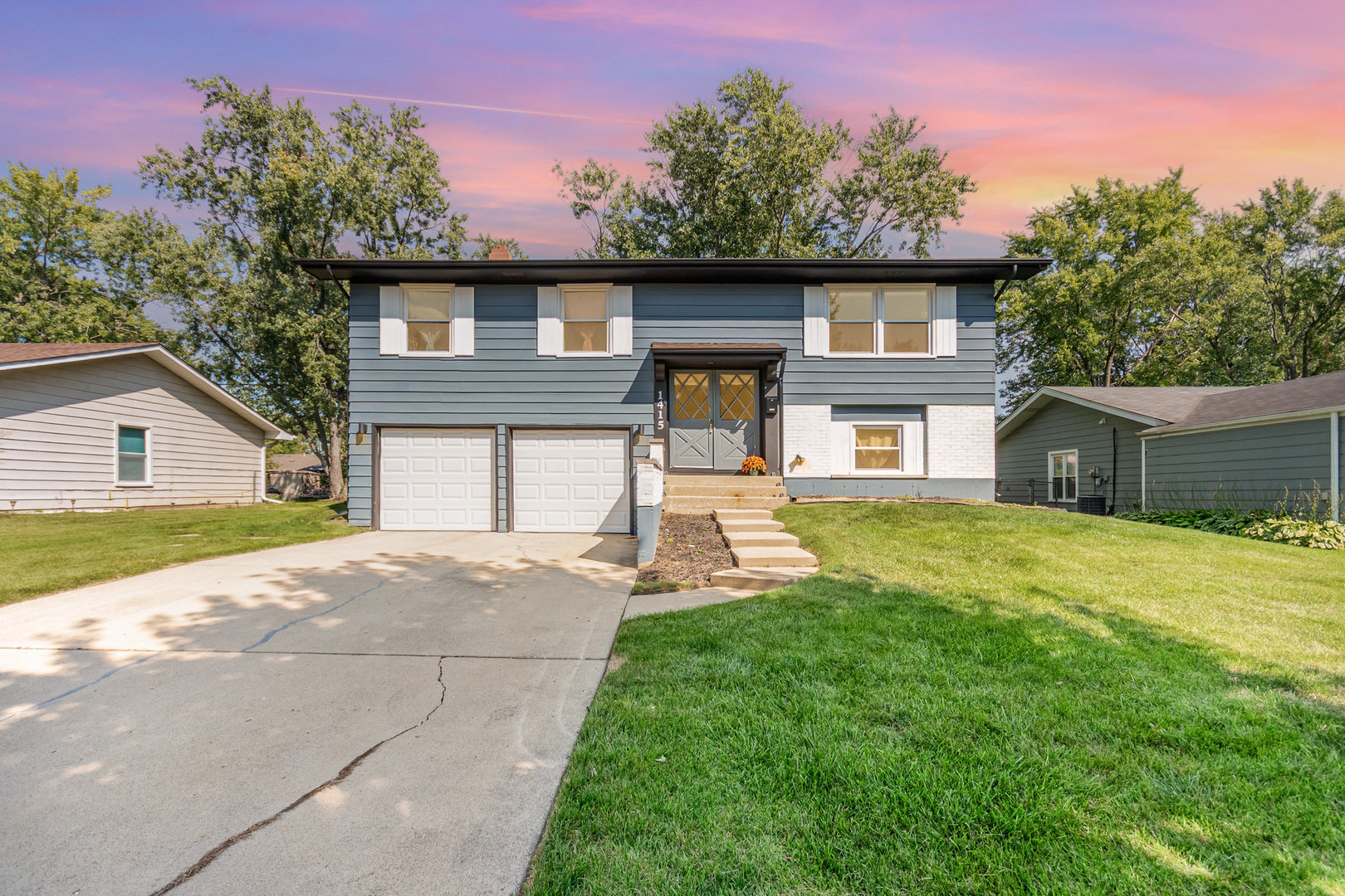 1415 N Oakmont Road