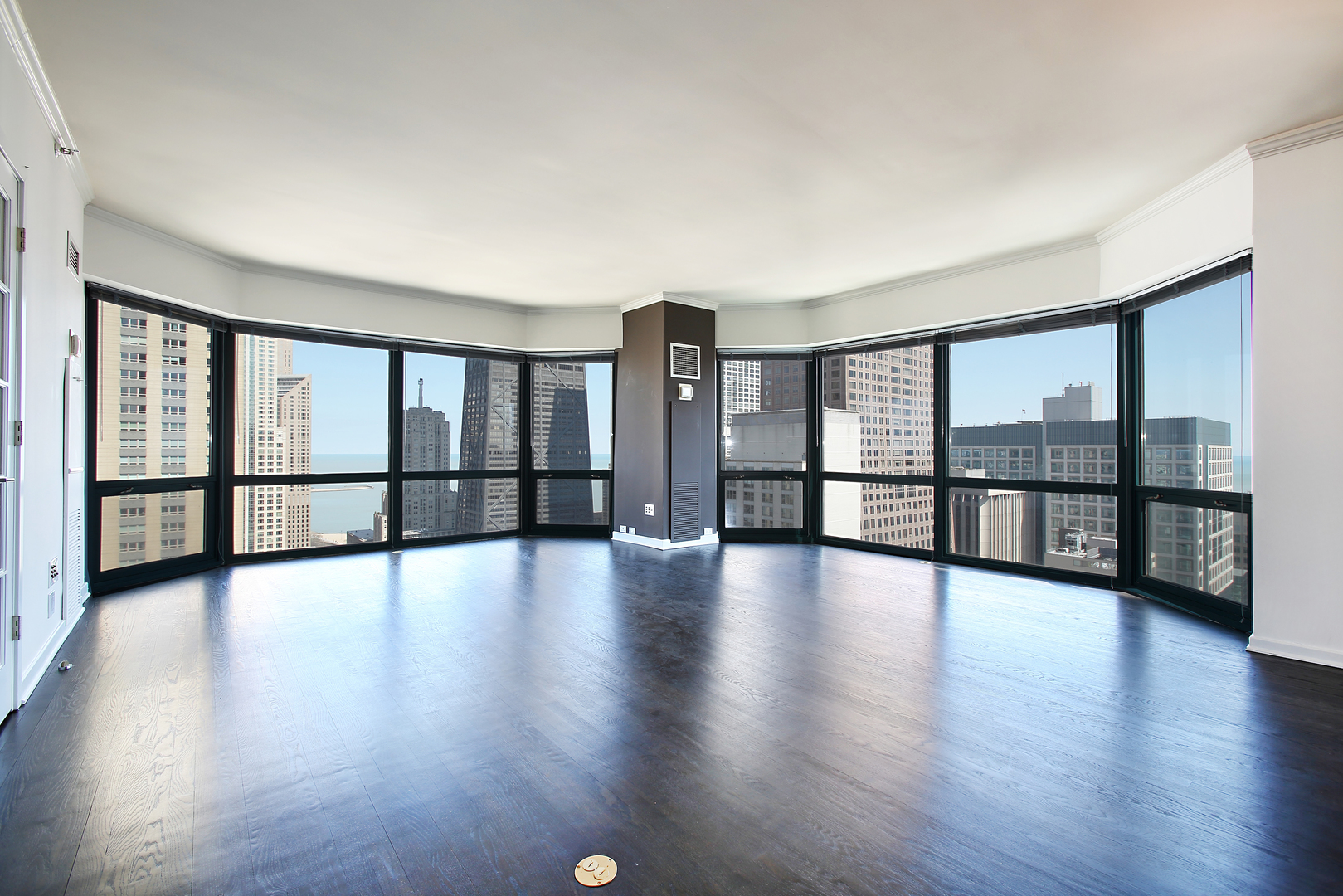 100 E Huron Street 2903