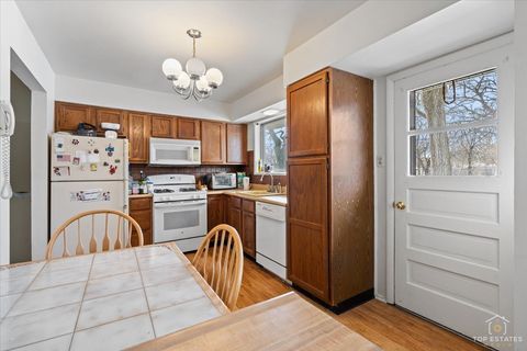 Tiny photo for Glenview, IL 60026 (MLS # 12595640)