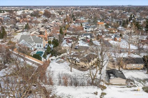 Tiny photo for Glenview, IL 60026 (MLS # 12595640)