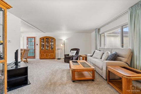 Tiny photo for Glenview, IL 60026 (MLS # 12595640)