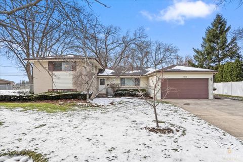 Tiny photo for Glenview, IL 60026 (MLS # 12595640)