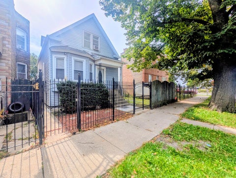 Photo of 4355 W Potomac Avenue, Chicago, IL 60651 (MLS # 12741323)