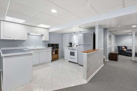 Tiny photo for 20 Bridlepath Drive, Lindenhurst, IL 60046 (MLS # 12764072)