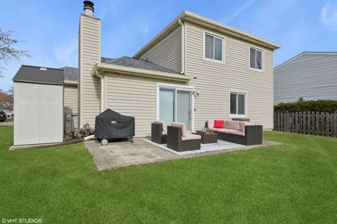 Tiny photo for 4944 Somerton Drive, Hoffman Estates, IL 60010 (MLS # 12482895)