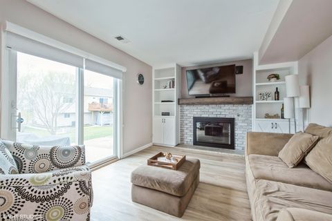 Tiny photo for 4944 Somerton Drive, Hoffman Estates, IL 60010 (MLS # 12482895)