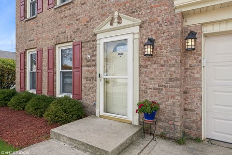 Tiny photo for 4944 Somerton Drive, Hoffman Estates, IL 60010 (MLS # 12482895)