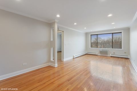 Tiny photo for 6060 N RIDGE Avenue #4D, Chicago, IL 60660 (MLS # 12466992)
