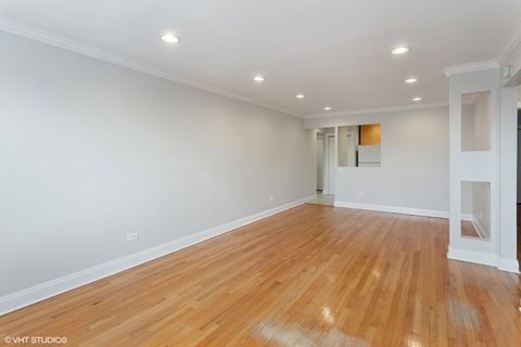 Tiny photo for 6060 N RIDGE Avenue #4D, Chicago, IL 60660 (MLS # 12466992)