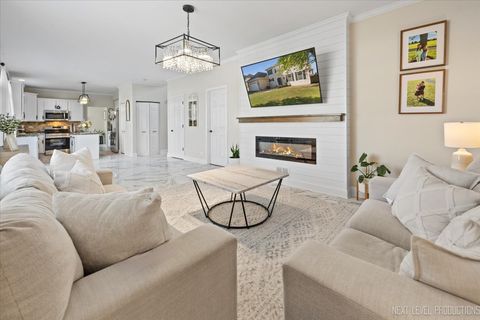 Tiny photo for 199 Vale Avenue, Sugar Grove, IL 60554 (MLS # 12494917)