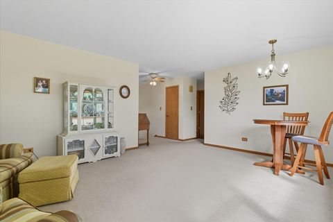 Tiny photo for 851 Glenview Avenue, Mundelein, IL 60060 (MLS # 12567656)