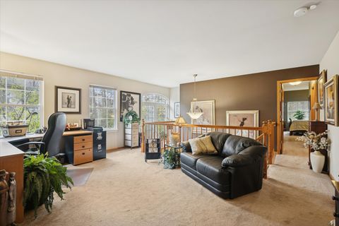 Tiny photo for 1325 Laurel Oaks Drive, Streamwood, IL 60107 (MLS # 12525750)