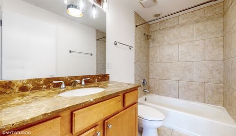 Tiny photo for 1546 W Sherwin Avenue #2N, Chicago, IL 60626 (MLS # 12646399)