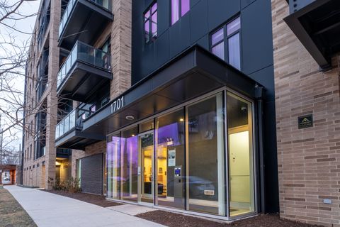 Photo of 1701 W Webster Avenue #605, Chicago, IL 60614 (MLS # 12599510)