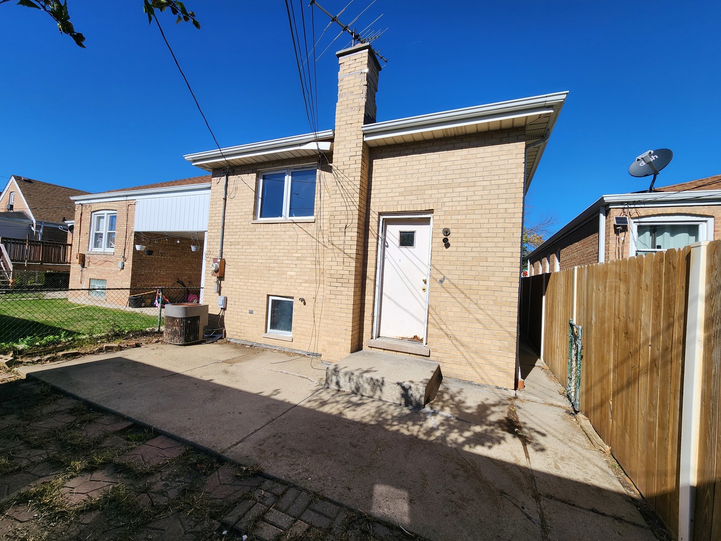3905 W 71st Street